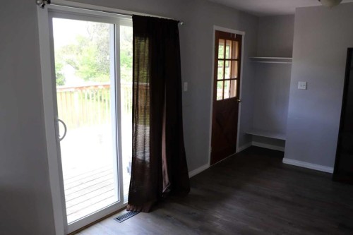 5518 13 Avenue, Edson, AB - Indoor Photo Showing Other Room