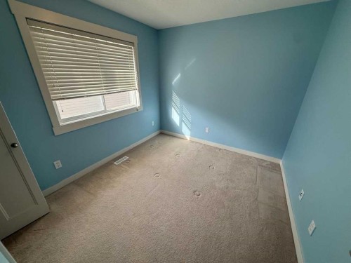 105 Wolf Willow Cove, Hinton, AB - Indoor Photo Showing Other Room