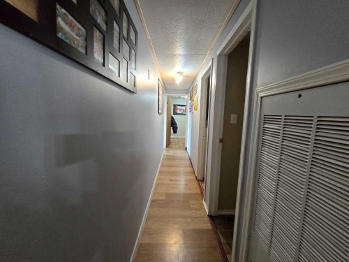 819 52 Street, Edson, AB - Indoor Photo Showing Other Room