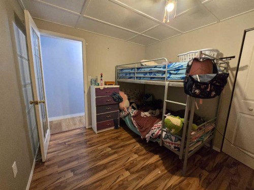 819 52 Street, Edson, AB - Indoor Photo Showing Bedroom