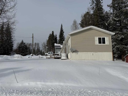 5001 51 Street, Robb, AB - Outdoor