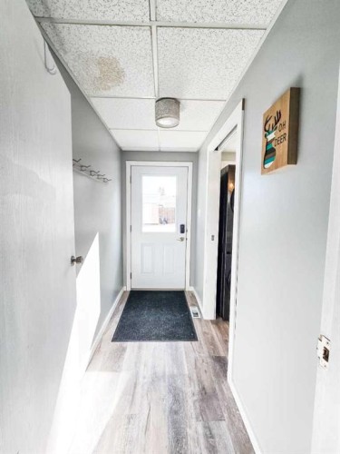 4337 10 Avenue, Edson, AB - Indoor Photo Showing Other Room