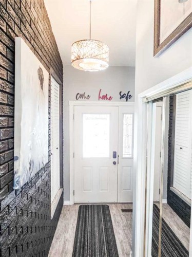 4337 10 Avenue, Edson, AB - Indoor Photo Showing Other Room