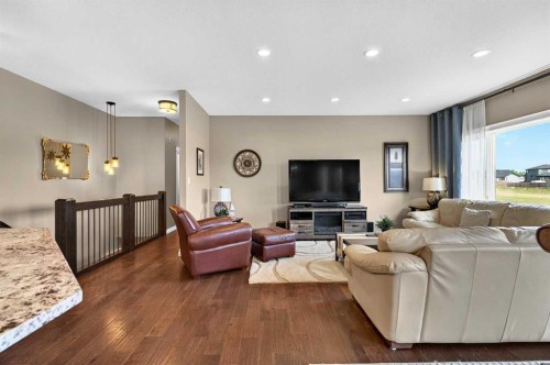 18 Riverdale Bend, Whitecourt, AB - Indoor Photo Showing Living Room