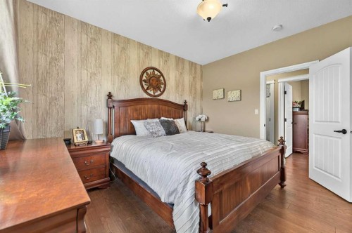 18 Riverdale Bend, Whitecourt, AB - Indoor Photo Showing Bedroom