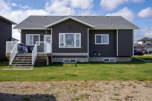18 Riverdale Bend, Whitecourt, AB - Outdoor