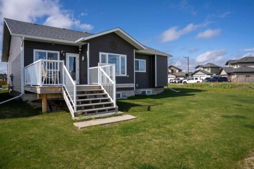 18 Riverdale Bend, Whitecourt, AB - Outdoor