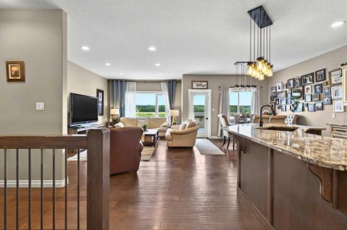 18 Riverdale Bend, Whitecourt, AB - Indoor Photo Showing Kitchen With Upgraded Kitchen