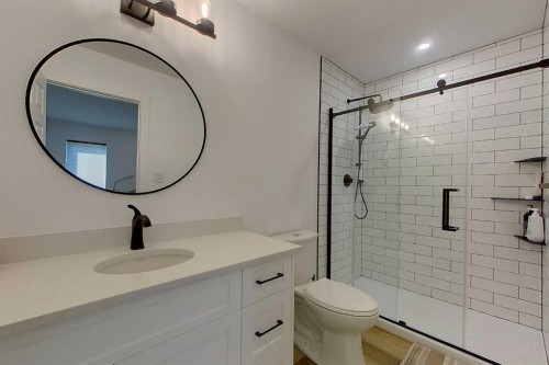 908 7 Avenue Se, Slave Lake, AB - Indoor Photo Showing Bathroom