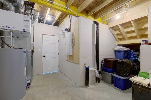 908 7 Avenue Se, Slave Lake, AB - Indoor Photo Showing Basement
