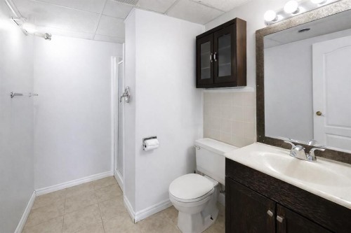 1502 54 Street, Edson, AB - Indoor Photo Showing Bathroom