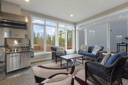 60 Pritchard Drive, Whitecourt, AB - Indoor Photo Showing Living Room