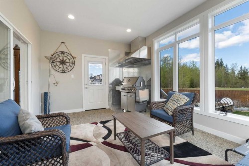 60 Pritchard Drive, Whitecourt, AB - Indoor Photo Showing Living Room