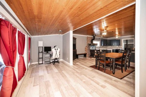 437 Sunset Road, Rural Athabasca County, AB - Indoor Photo Showing Dining Room