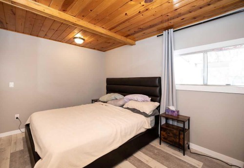 437 Sunset Road, Rural Athabasca County, AB - Indoor Photo Showing Bedroom