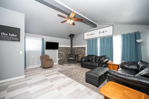 437 Sunset Road, Rural Athabasca County, AB - Indoor Photo Showing Other Room