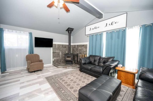 437 Sunset Road, Rural Athabasca County, AB - Indoor Photo Showing Other Room