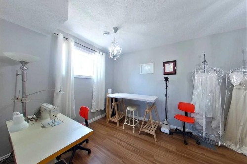 4322 18 Avenue, Edson, AB - Indoor Photo Showing Dining Room
