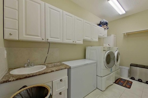 4417 54 St, Athabasca, AB - Indoor Photo Showing Laundry Room