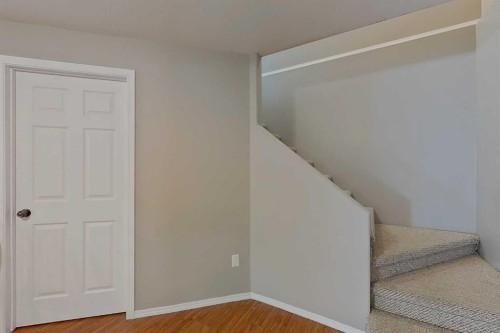 74120 100 Range Road, Kinuso, AB - Indoor Photo Showing Other Room