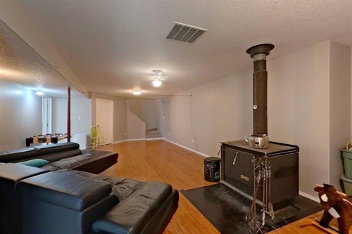 74120 100 Range Road, Kinuso, AB - Indoor Photo Showing Other Room