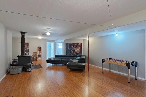 74120 100 Range Road, Kinuso, AB - Indoor