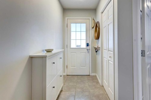 210-112 Kananaskis Way, Canmore, AB - Indoor Photo Showing Other Room