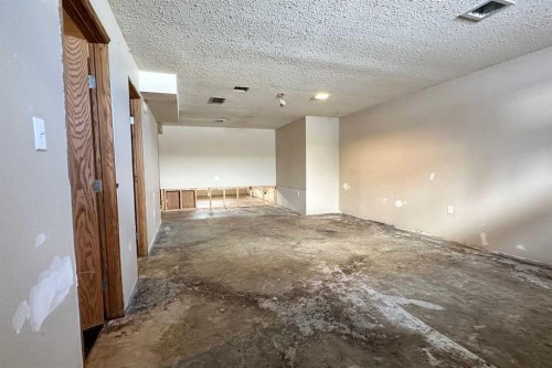 6 Hillside Avenue, Swan Hills, AB - Indoor Photo Showing Other Room