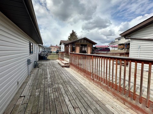 6 Hillside Avenue, Swan Hills, AB - Outdoor With Deck Patio Veranda With Exterior