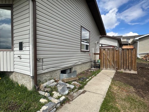 6 Hillside Avenue, Swan Hills, AB - Outdoor With Exterior
