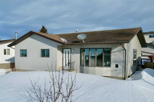 6 Hillside Avenue, Swan Hills, AB - Outdoor