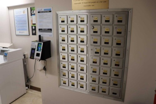 105B-5611 9 Avenue, Edson, AB - Indoor Photo Showing Laundry Room