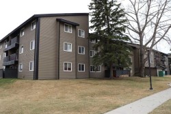 105B-5611 9 Avenue Edson, AB T7E 1R5