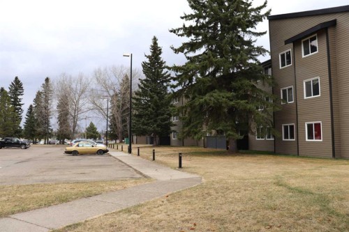 105B-5611 9 Avenue, Edson, AB - Outdoor