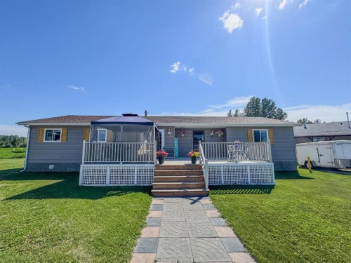 25 Keystone Place, Whitecourt, AB 