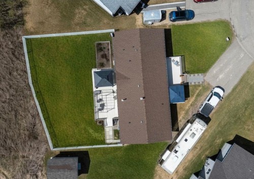 25 Keystone Place, Whitecourt, AB 