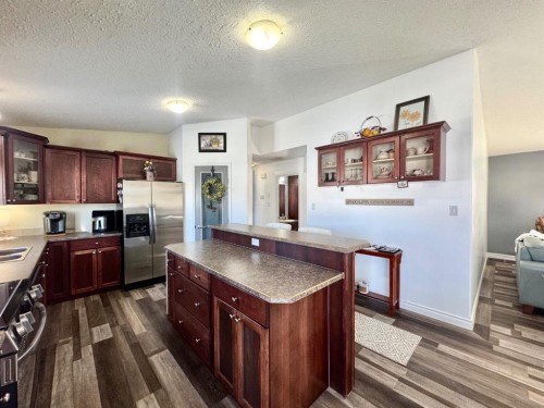 25 Keystone Place, Whitecourt, AB 