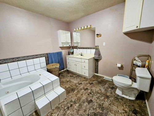 2718 Jackson Street, Wabasca, AB - Indoor Photo Showing Bathroom