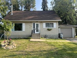 4237 5 Ave  Edson, AB T7E 1A5