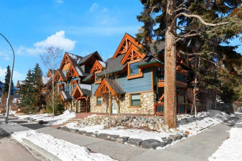 302-347 Marten Street  Banff, AB T1L 1E4