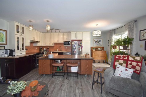 103B Laurel Square, Hinton, AB - Indoor