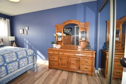 103B Laurel Square, Hinton, AB - Indoor Photo Showing Bedroom