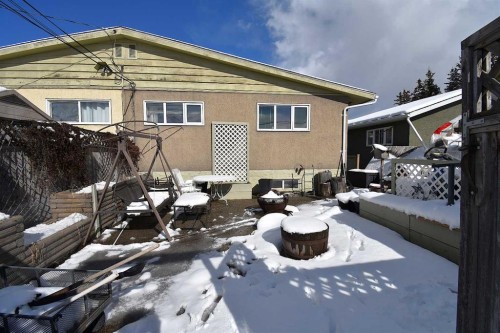 103B Laurel Square, Hinton, AB - Outdoor With Exterior
