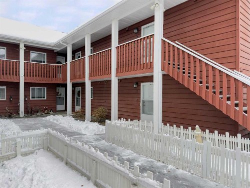 3-717 7th Street EAST Canmore, AB T1W 2C3