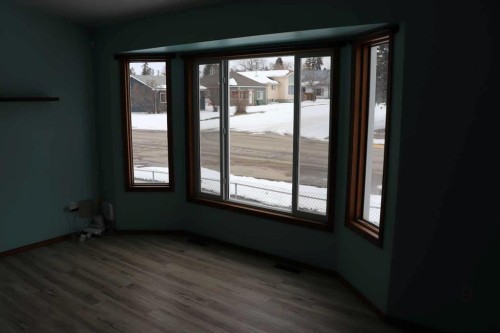 5105 8 Avenue, Edson, AB - Indoor Photo Showing Other Room