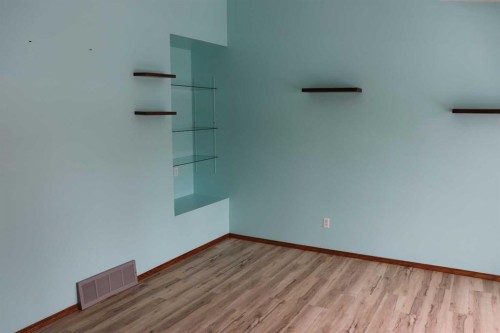 5105 8 Avenue, Edson, AB - Indoor Photo Showing Other Room