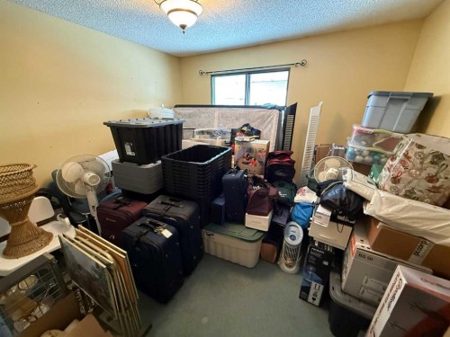 202 Maligne Drive, Hinton, AB - Indoor