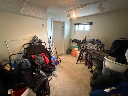 202 Maligne Drive, Hinton, AB - Indoor