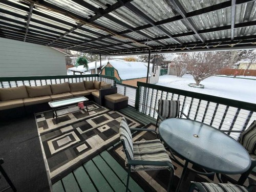 202 Maligne Drive, Hinton, AB - Outdoor With Exterior