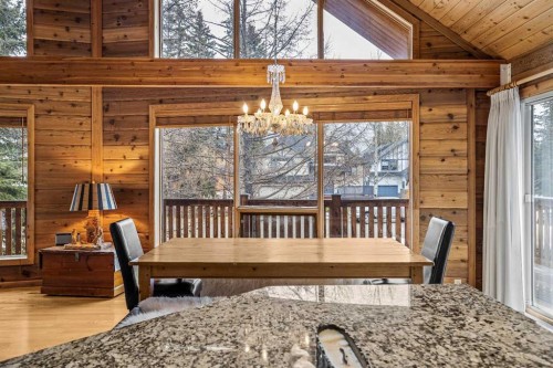 181 Carey, Canmore, AB - Indoor Photo Showing Dining Room